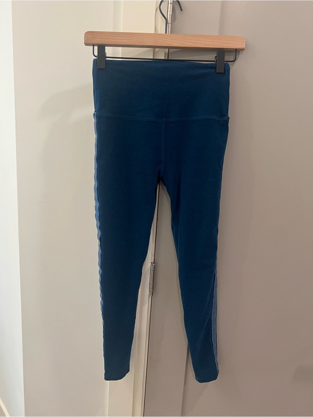 Beyond Yoga Blue High-Waist Leggings